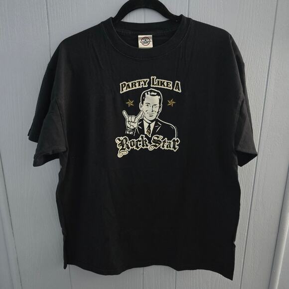 2007 Party Like a Rock Star Tee size Large - Bold Graphic - Picture 1 of 8